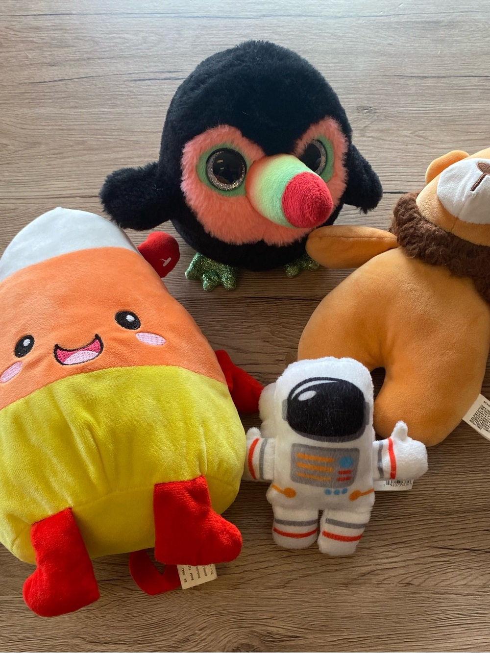 Kellytoy Plush Set - Black Crow, Orange Candy Corn, White Astronaut & Tan Lion